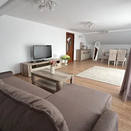 Homestay Shyla Garden 2 Brasov