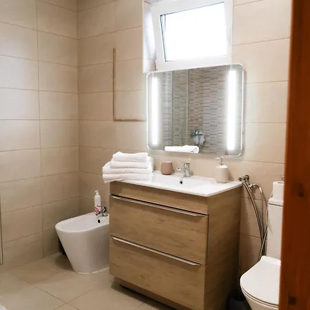 Shyla Garden Habitación en casa particular Braşov